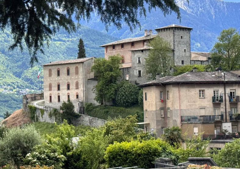 Castello Masegra, Italy